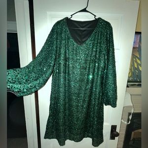 Women's Plus Size Shiny Lantern Sleeve
Dress